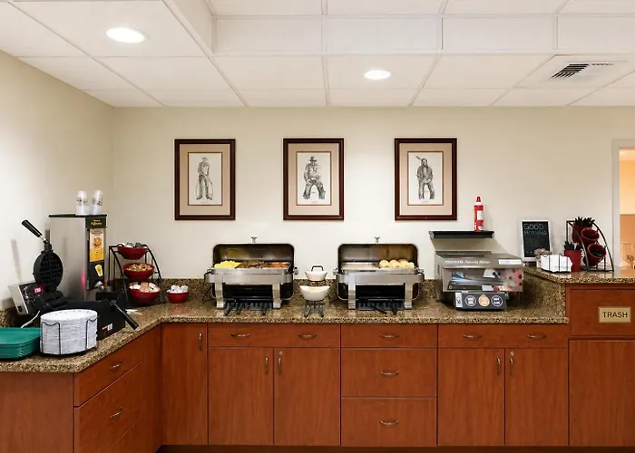 Boothill Inn And Suites