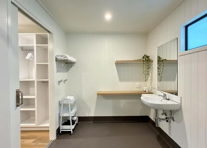 Esk Caravan Park & Rail Trail Motel