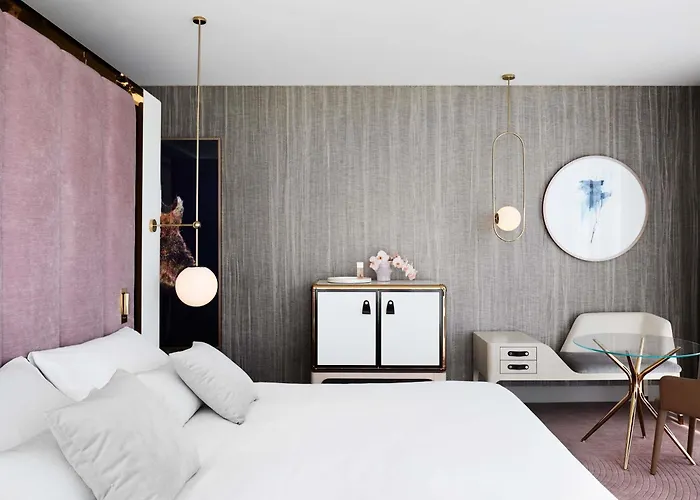 Hotel Chadstone Melbourne Mgallery Collection