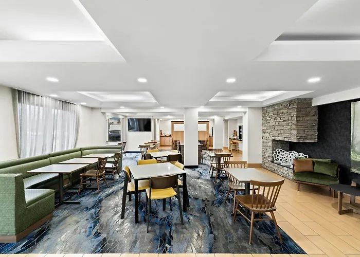 Fairfield Inn & Suites Clarksville