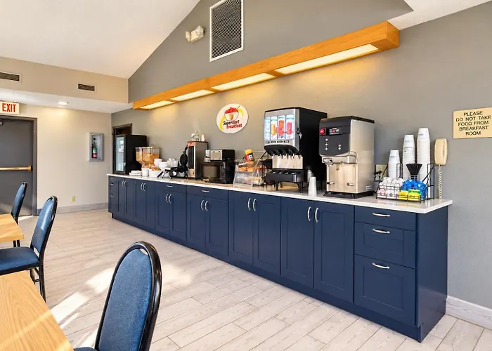 Super 8 By Wyndham Hot Springs