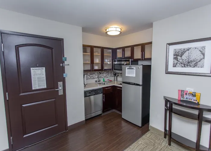 Staybridge Suites Bowling Green By Ihg