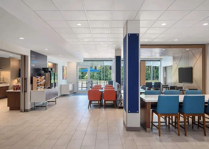Holiday Inn Express & Suites Buford - Mall Of Georgia By Ihg
