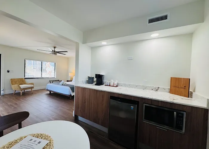 Melbourne Beach Resort & Surf Club