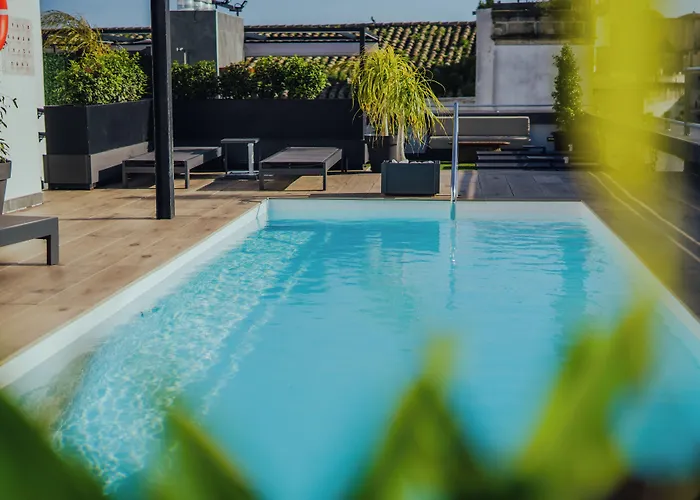 Eszentrico Suites & Rooftop Bar
