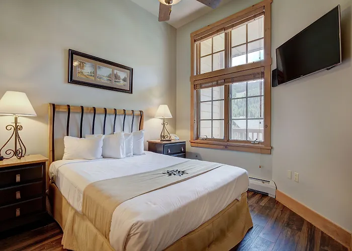 Expedition Station Condos By Vail Resorts