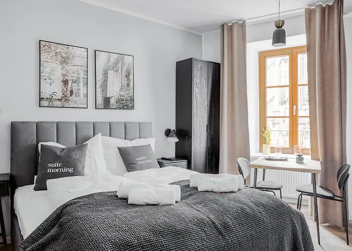 limehome Zwickau Hauptmarkt
