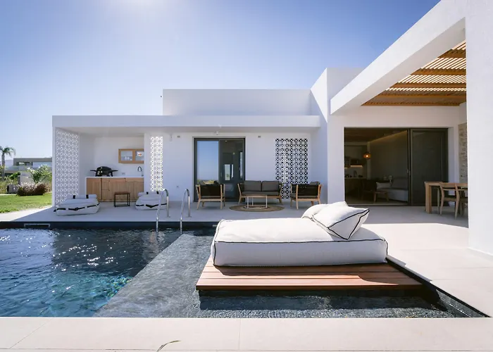 Taf Beach Villas With Tesla Car And Heated Pool