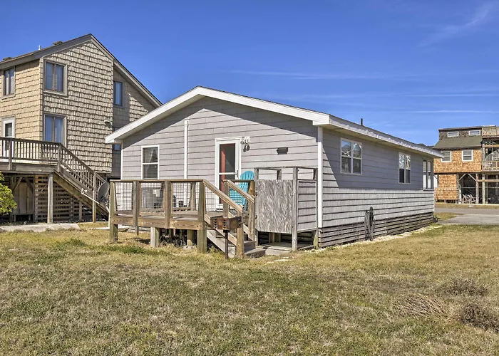 Nags Head Cottage: Screened Porch, Walk To Beach!