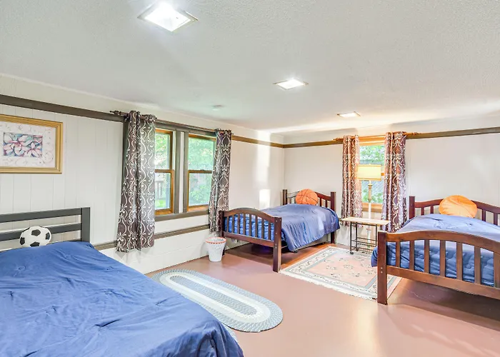 Lakefront Family Retreat W/ Private Dock!