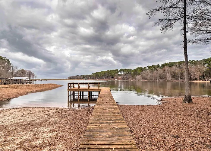 'Bayside' Louisiana Vacation Rental W/ Dock!