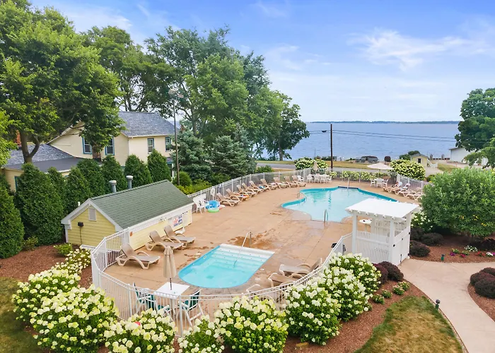Kelleys Island Venture Resort