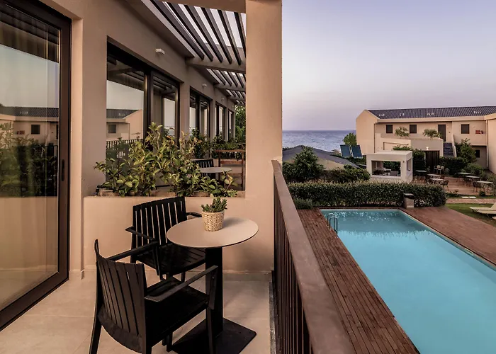 New Beach Hotel