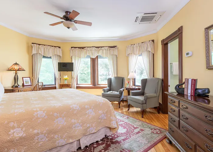 Sinclair Inn Bed & Breakfast