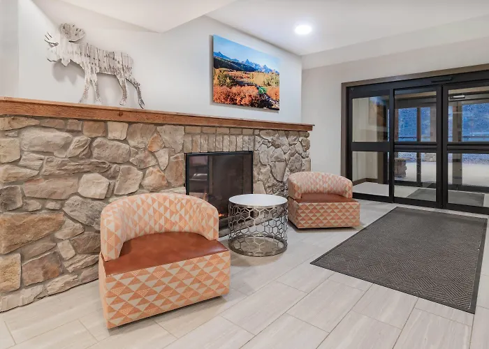 Microtel Inn & Suites By Wyndham Georgetown Lake