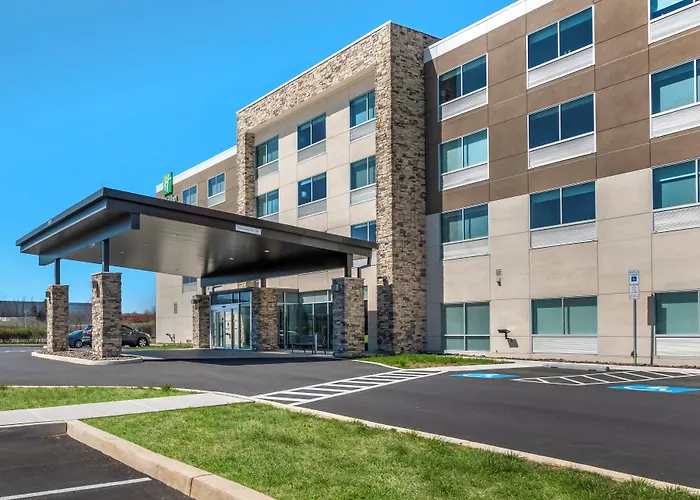 Holiday Inn Express & Suites - Carlisle Southwest I-81 By Ihg