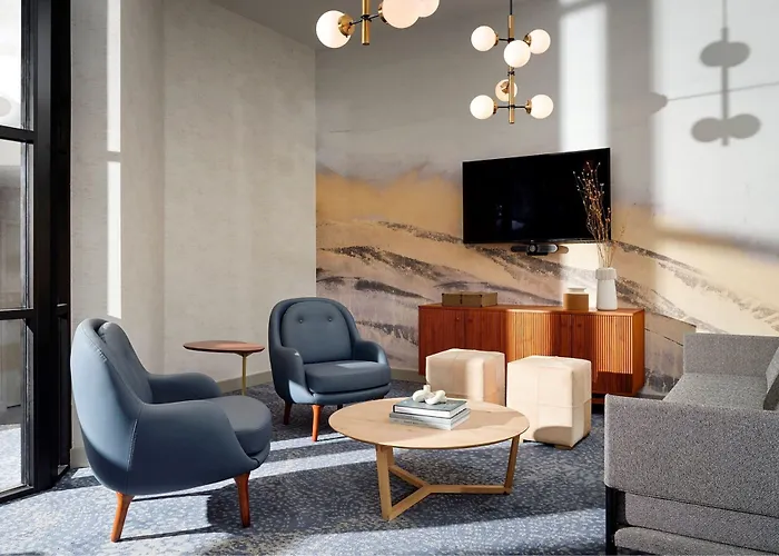 Sheraton Grand Rapids Airport Hotel