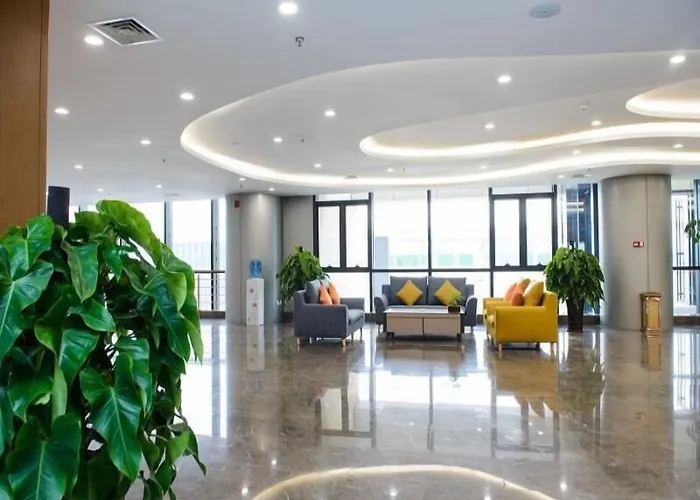 Greentree Eastern Rizhao High Speed Railway Station Hotel