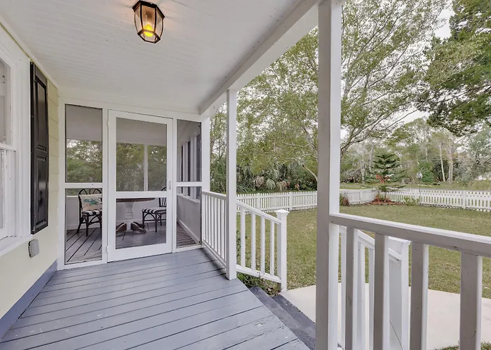 Dtwn St Marys Home Near Waterfront: Pets Welcome!
