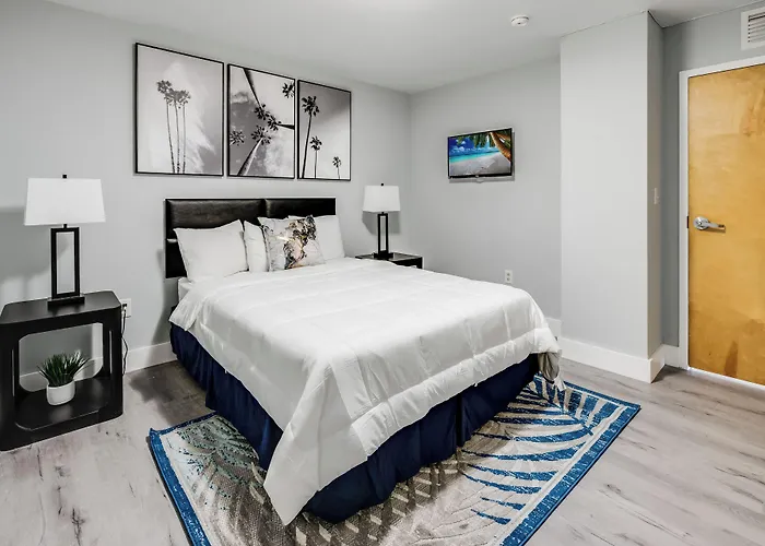 South River Suites
