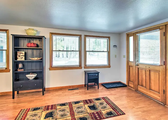 Pet-Friendly Cabin In Pinetop-Lakeside!