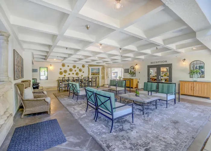 The Lodge At Healdsburg, Tapestry Collection By Hilton