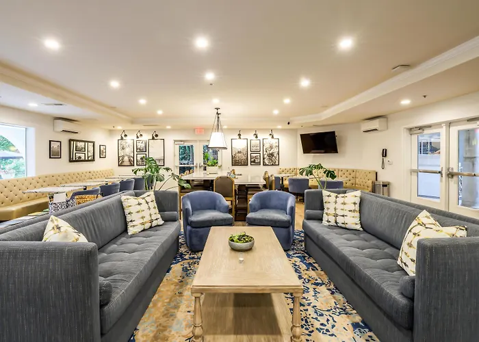 The Lodge At Healdsburg, Tapestry Collection By Hilton