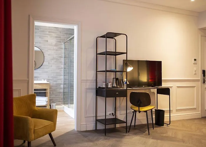 Hotel Royal - Centre Comedie