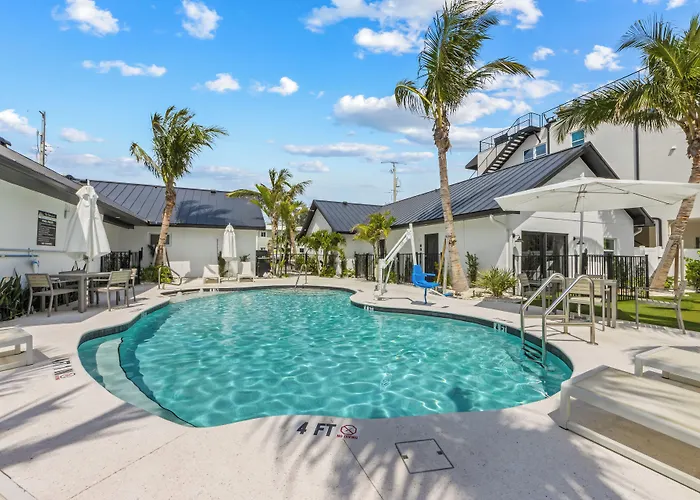 The Retreat At Anna Maria Island Inn