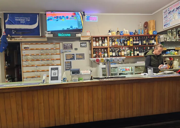 Whitehorse Inn