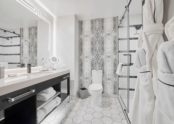 The Godfrey Detroit, Curio Collection By Hilton