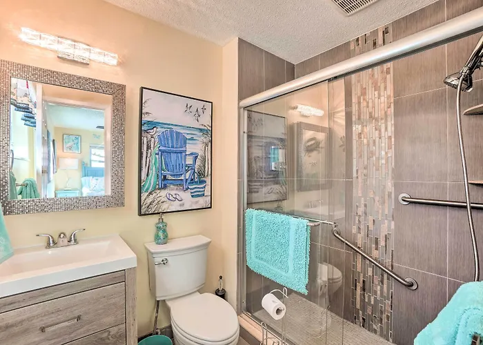 Pet-Friendly Dunedin Townhome W/ Private Yard