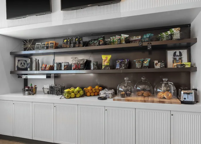 Aloft By Marriott Glendale At Westgate