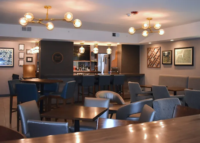 Four Points By Sheraton Chicago Westchester/Oak Brook