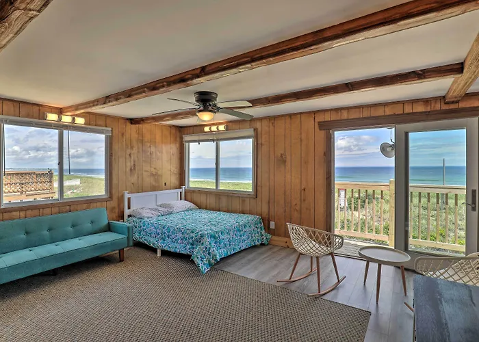 Charming Oceanfront Home On Salisbury Beach