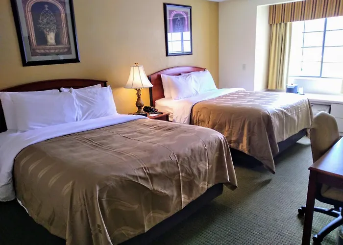 Quality Inn & Suites Prestonsburg Next To Mountain Arts Center