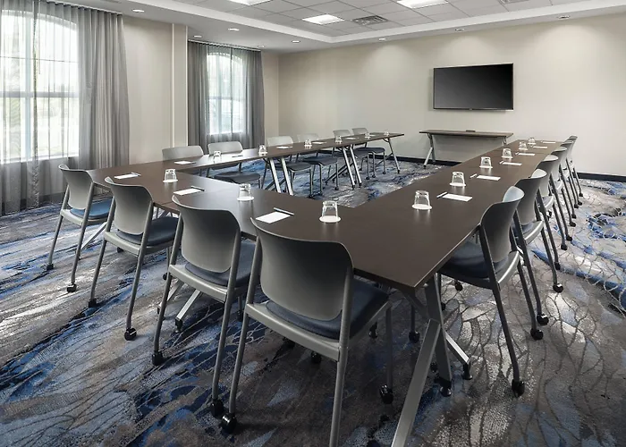 Fairfield Inn & Suites By Marriott South Kingstown Newport Area