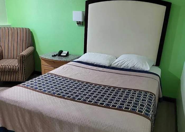 Value Inn & Suites Salina