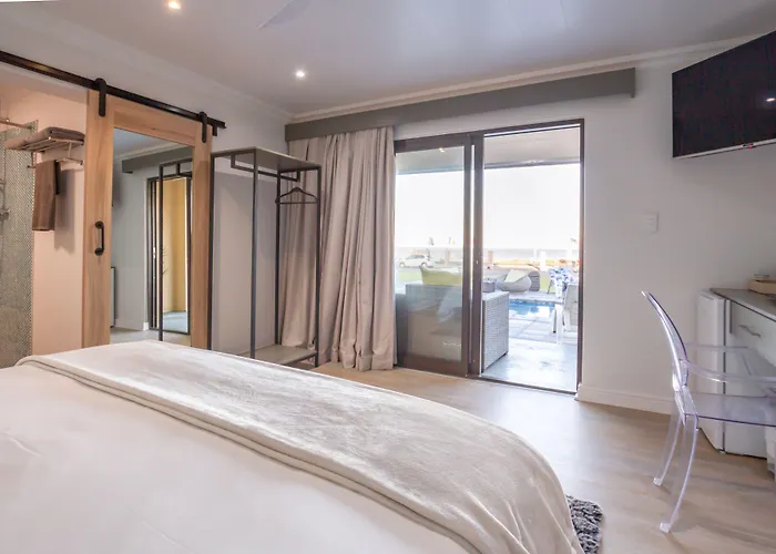 Chateau De Marine Boutique Hotel