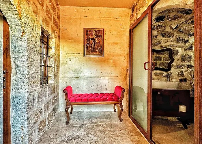 Fairouz Konak Otel