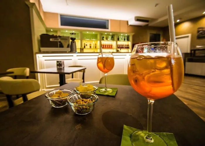 Hotel Perlage Florence -With Private Parking & Fast Wifi