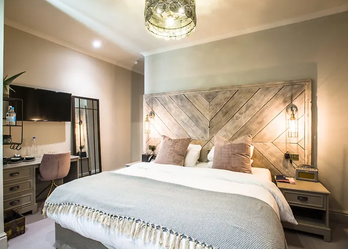 The Lodge Duxford