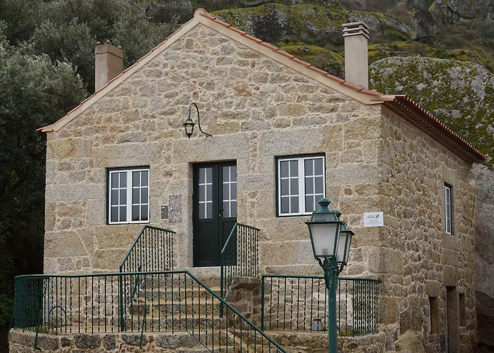 Casas Da Villa- Monsanto