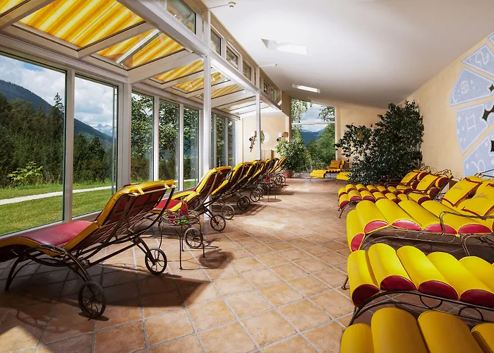 Alm-&Wellnesshotel Alpenhof