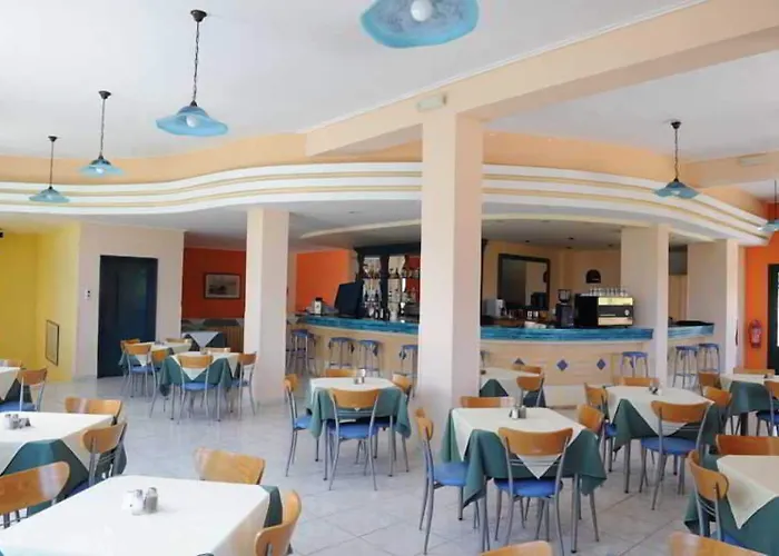 Santa Marina Hotel