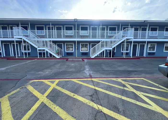 Hwy 59 Motel Laredo Medical Center