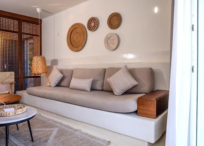 Pilos Suites