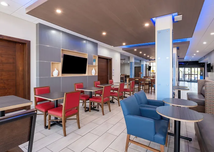 Holiday Inn Express & Suites - Gilbert - Mesa Gateway Airport