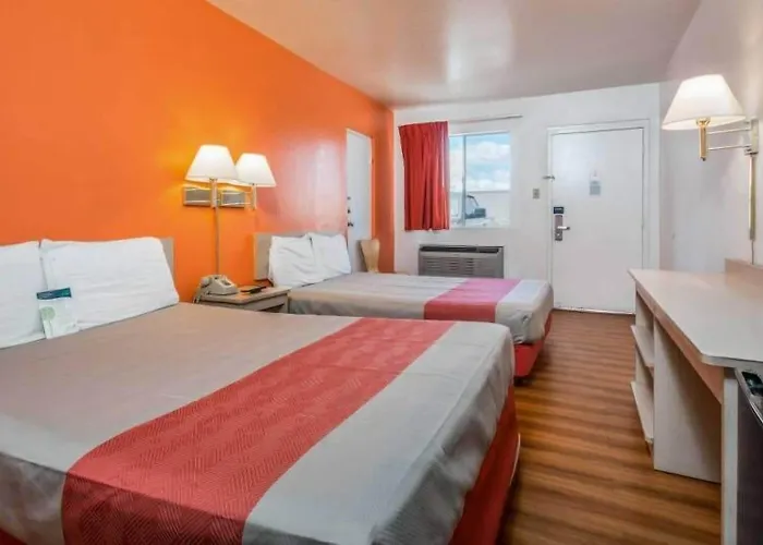 Motel 6-Van Horn, Tx