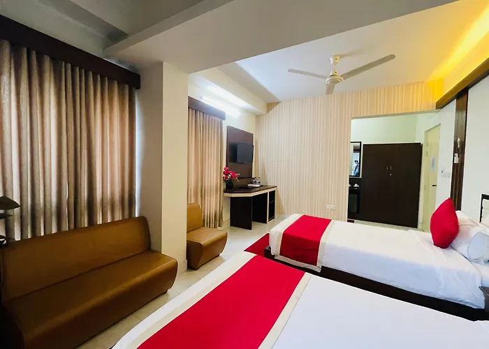 Hotel Grand Circle Inn
